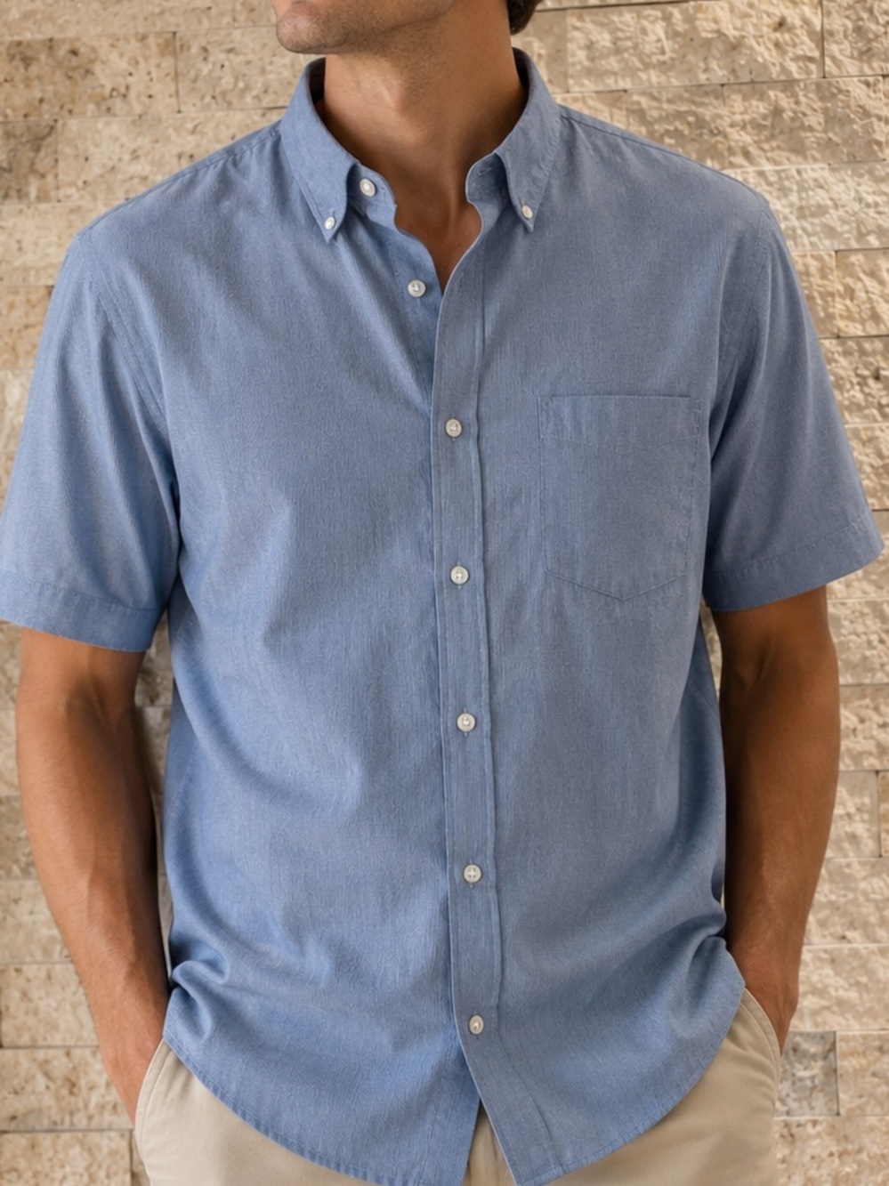 Van Heusen Men's Light Blue Short-Sleeve Button-Down Shirt XL